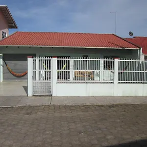 Alugo Esta Linda E Bem Equipada Casa Em Penha Sc Perto Do Beto Carrero E Da Casa de Férias